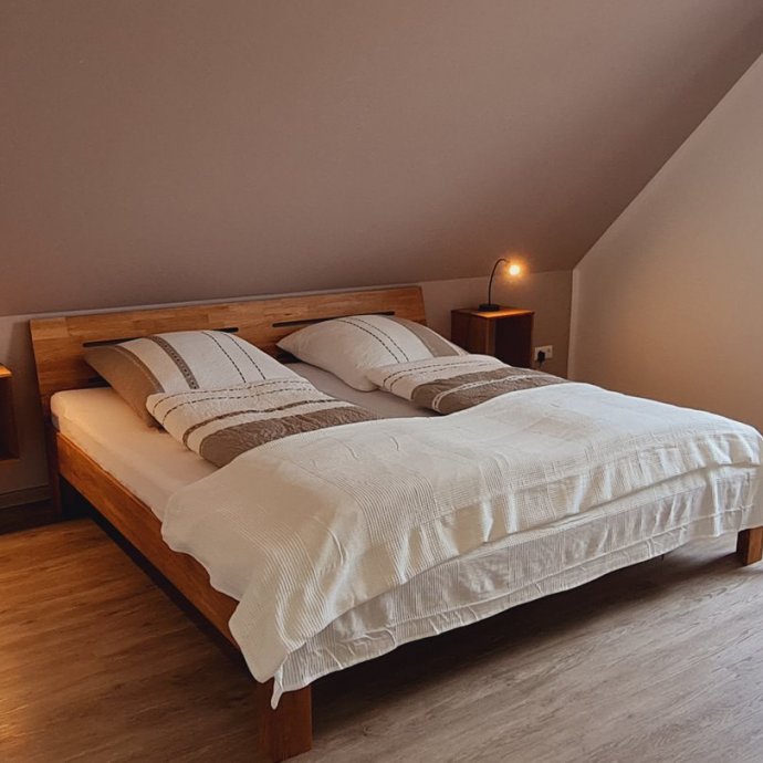 Schlafzimmer 01 - Ferienwohnung "Reh" im DG